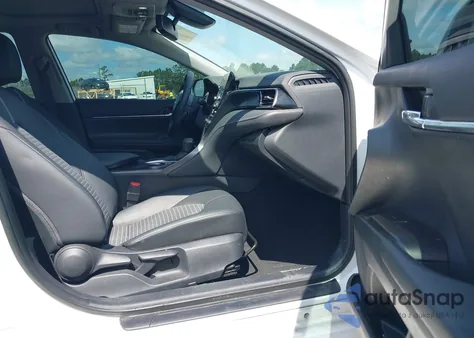 2024 Toyota Camry Se z USA, uszkodzony, nr VIN 4T1T11AK4RU897115